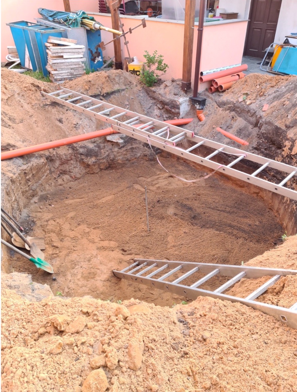 Kopání a příprava základů kristpep2 res 2